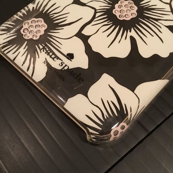 Kate Spade Hollyhock Floral w Stones iPhone 7+ (G) - Picture 2 of 6